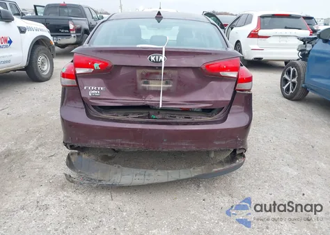 2018 Kia Forte Lx из США, поврежденный, VIN 3KPFL4A75JE196336